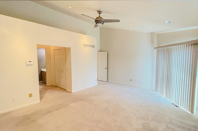 Building Photo - 29603 N Meadowridge