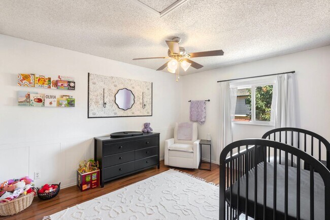 Building Photo - 3117 Moonbeam Cir S