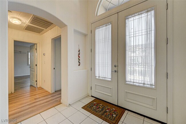 Building Photo - 8031 Pavarotti Ave