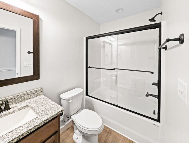 Building Photo - ALMOST NEW HOME IN SPARTANBURG READY FOR A RENTER!