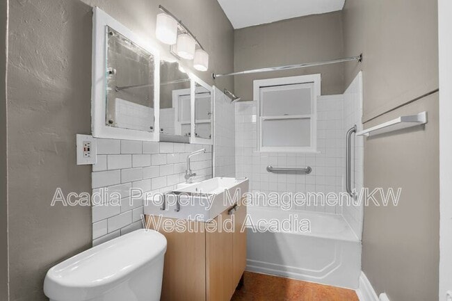 Building Photo - 620 S 900 E