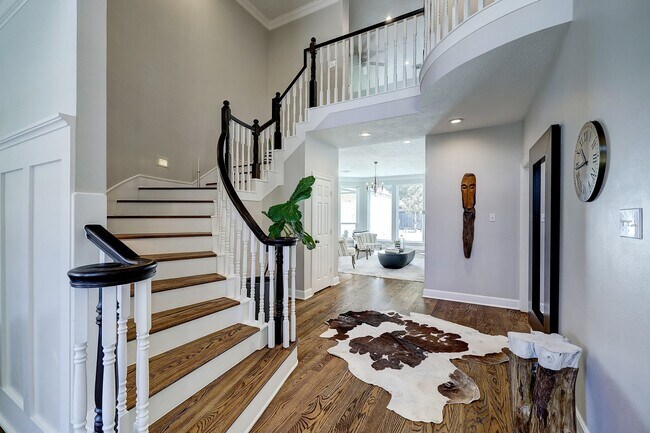 Building Photo - 18902 Mountain Spring Dr