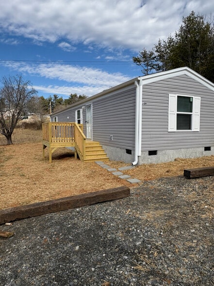 Building Photo - 109 Cheoah Rdg Dr