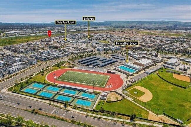 Building Photo - 322 Tank