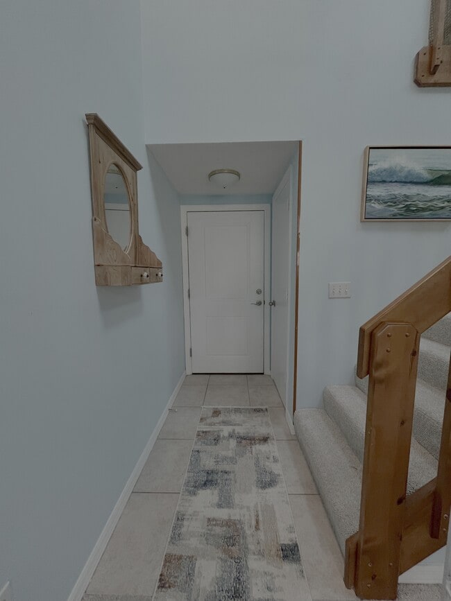 Building Photo - 1924 Westminster Cir