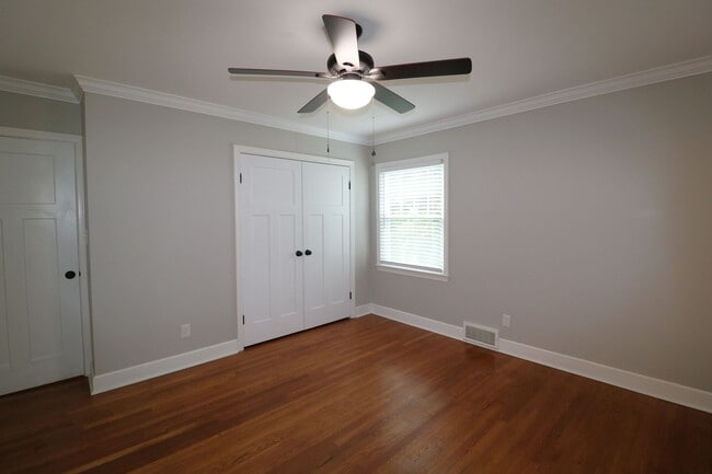 Building Photo - 2832 Monticello Dr