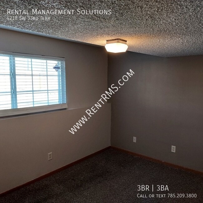 Building Photo - 4218 SW 33rd Terrace
