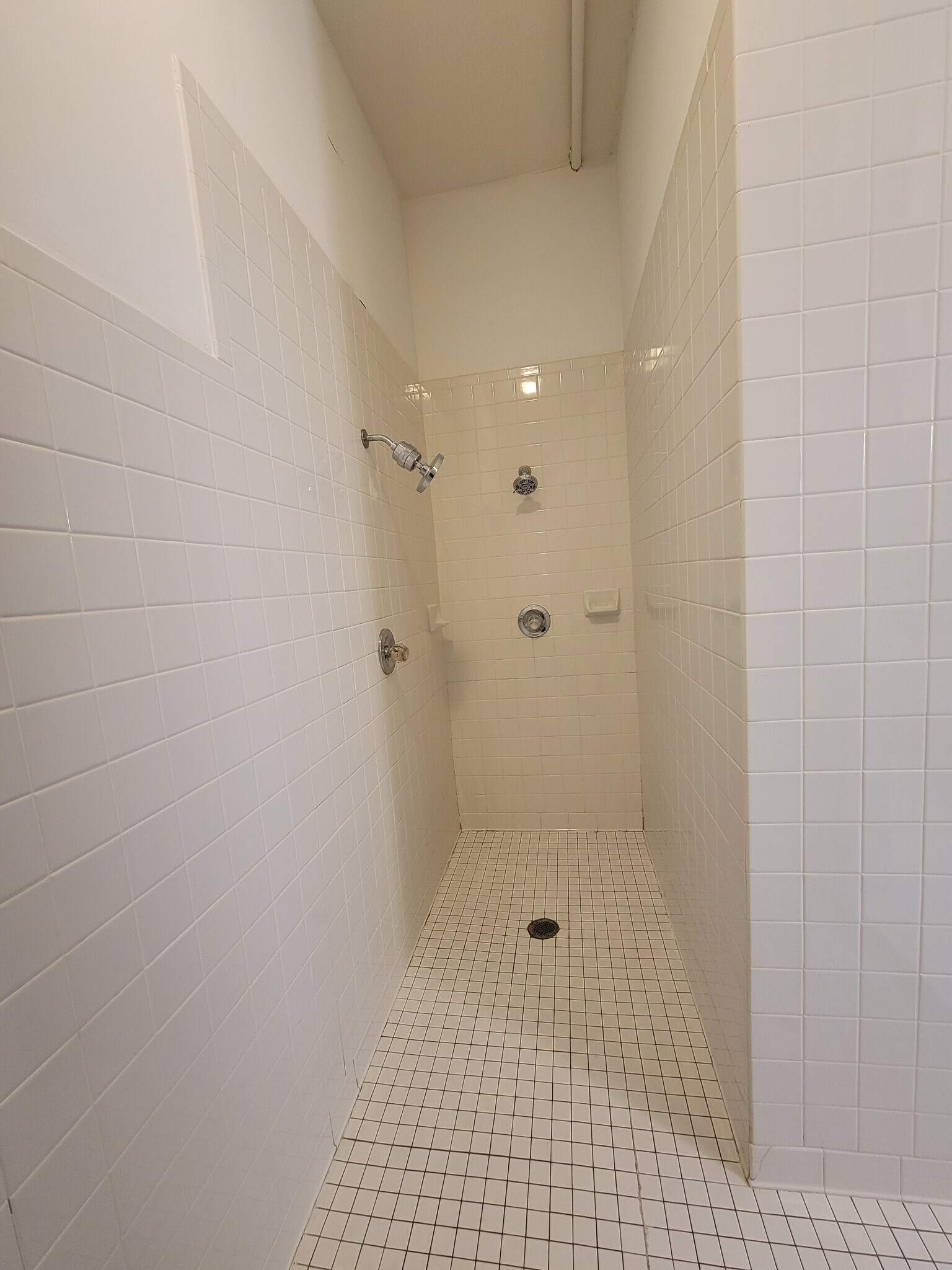 Building Photo - 122 N 3rd St