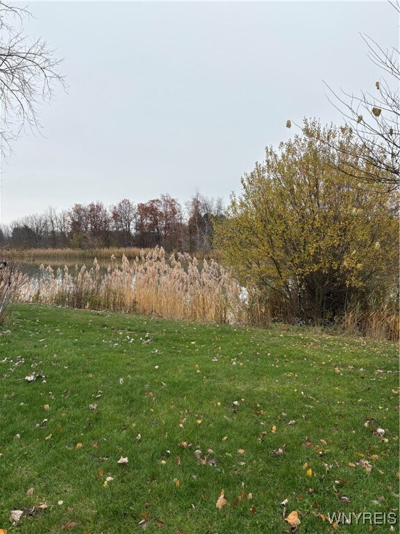 Building Photo - 427 Kaymar Dr