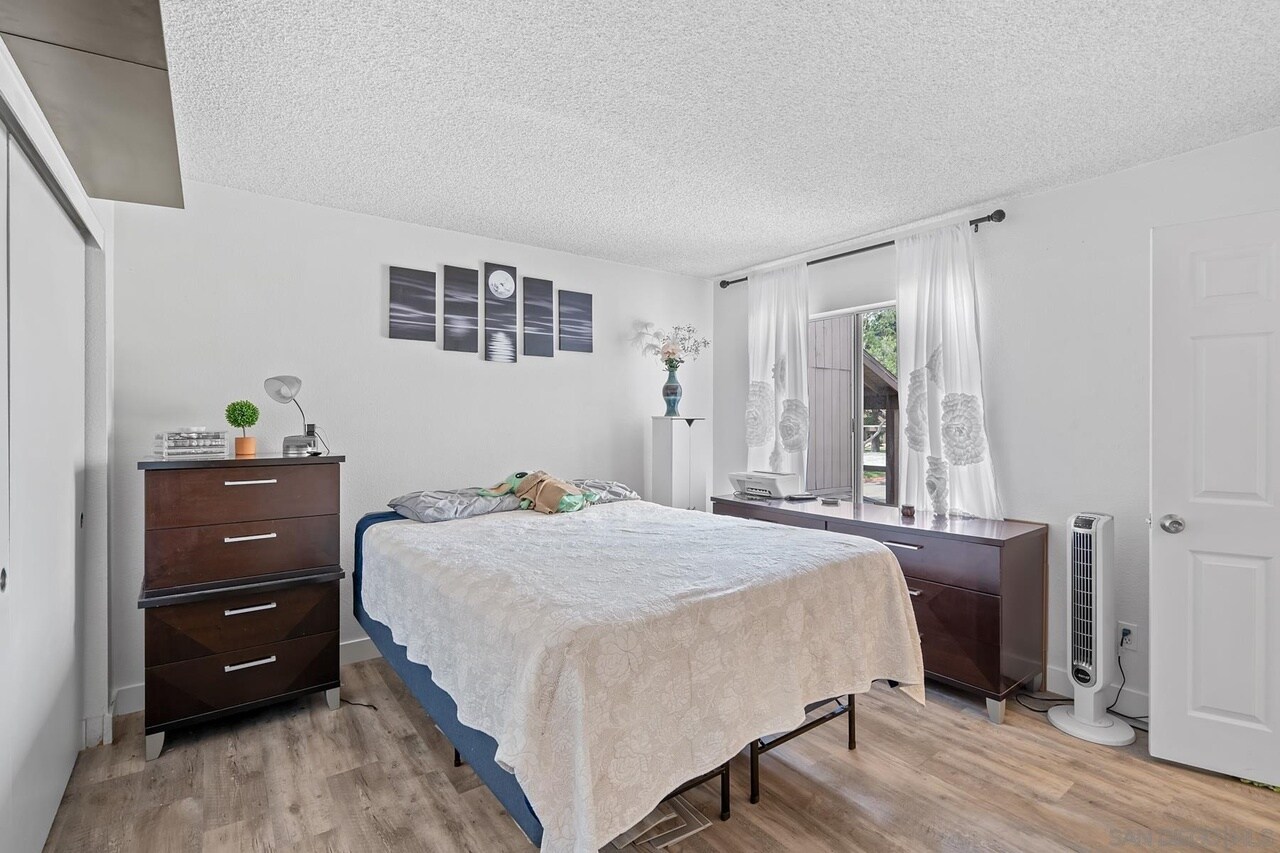 Building Photo - 6516 College Grove Dr
