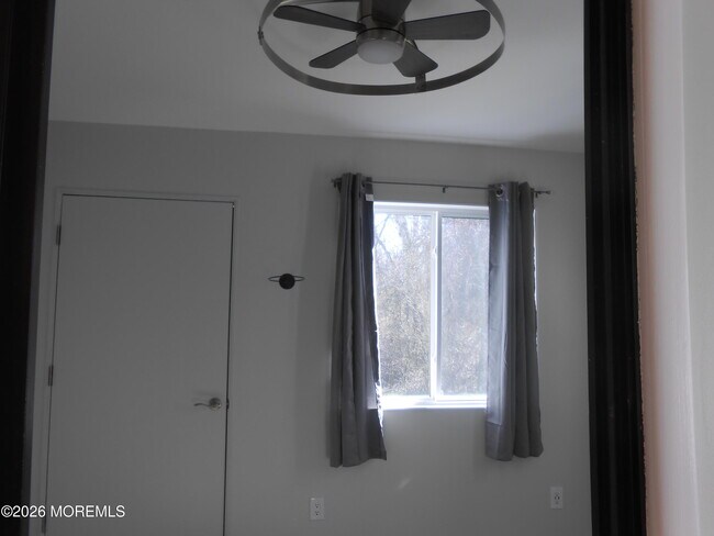 Building Photo - 39 Mediterranean Ct