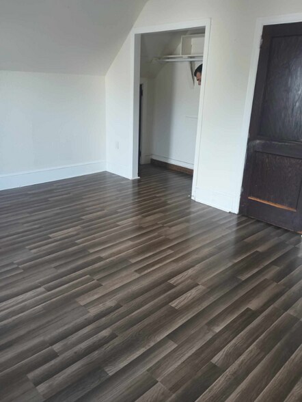 Building Photo - 1513 S 12th St