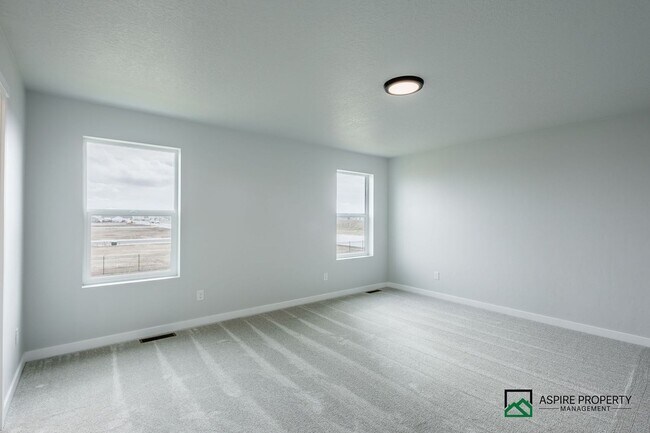 Building Photo - Brand New 5 Bed 3 Bath home 2600sf+ and a 3 car garage