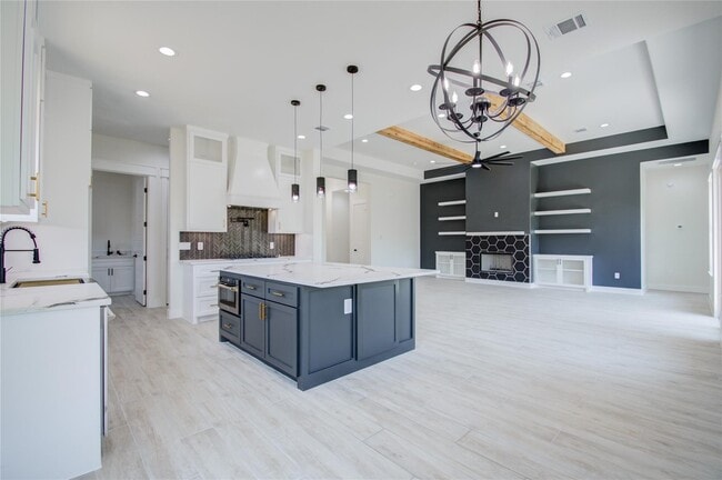 Building Photo - 16130 Long Boat Ct