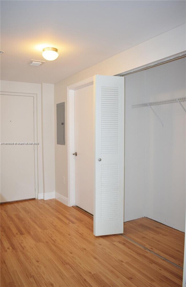 Building Photo - 3339 Virginia St