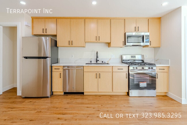 Primary Photo - 456 S Breed St