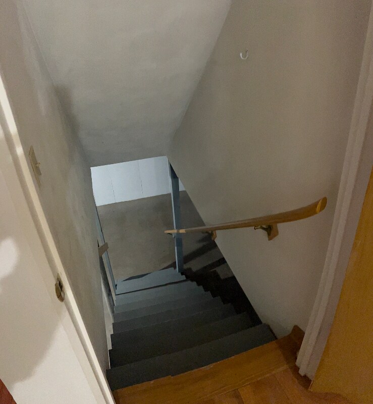 Building Photo - 1723 Parkway Dr