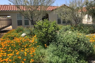 Building Photo - 2833 S Victoria Ave