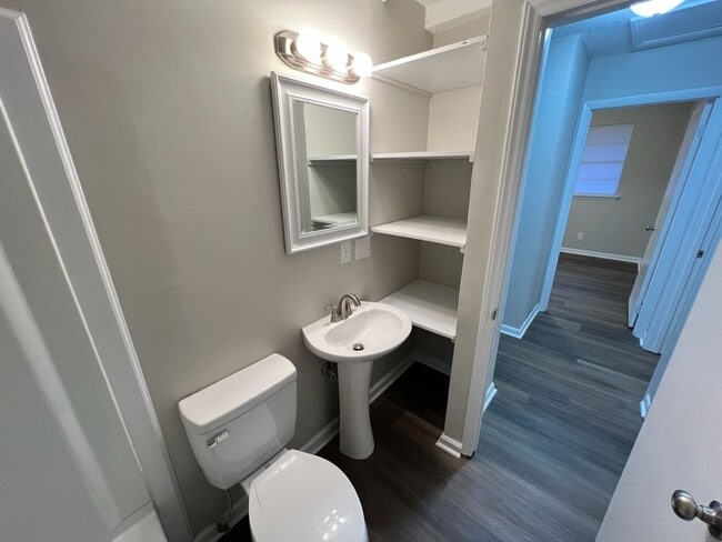 Building Photo - Freshly Remodeled 3 Bedroom Home Near Down...