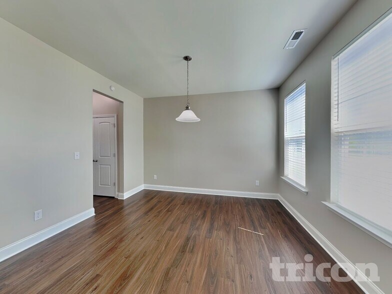 Building Photo - 140 Ashberry Ln