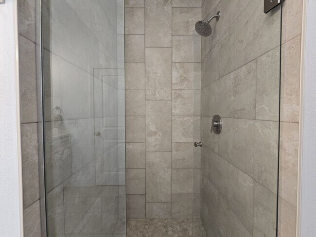 Building Photo - 2822 Camino Mendoza
