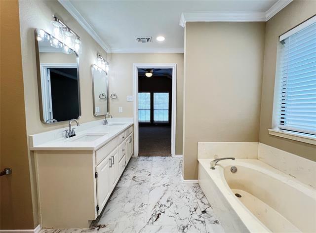 Building Photo - 204 Pear Tree Pl