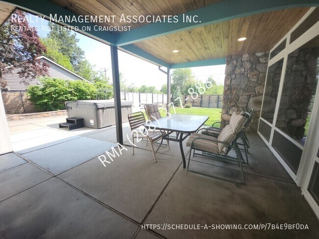 Building Photo - 37 Mesa Vista Dr