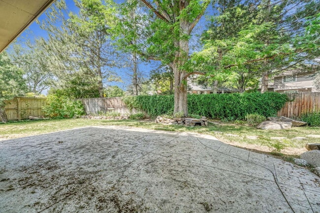 Building Photo - $3,600.00 - 4 Bedroom, 3.5 Bathroom, Singl...