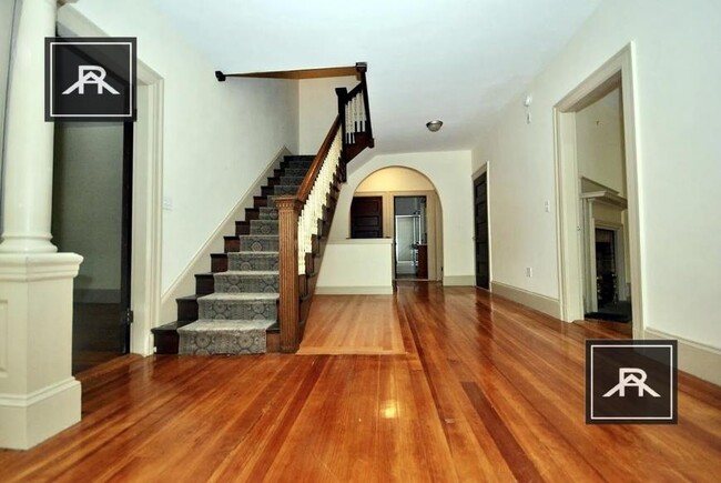 Building Photo - 6 bedroom in Brighton MA 02135