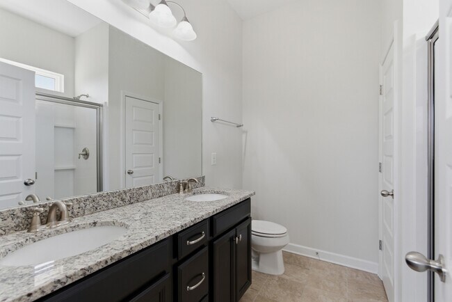 Building Photo - 114 Walden Village Ct