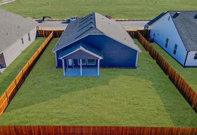 Building Photo - 4/2.5/2 Dream Home in Owasso!