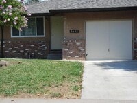 Building Photo - Very Cute 2/1 Duplex on Quiet Street in Sacramento-5402 Mona Way
