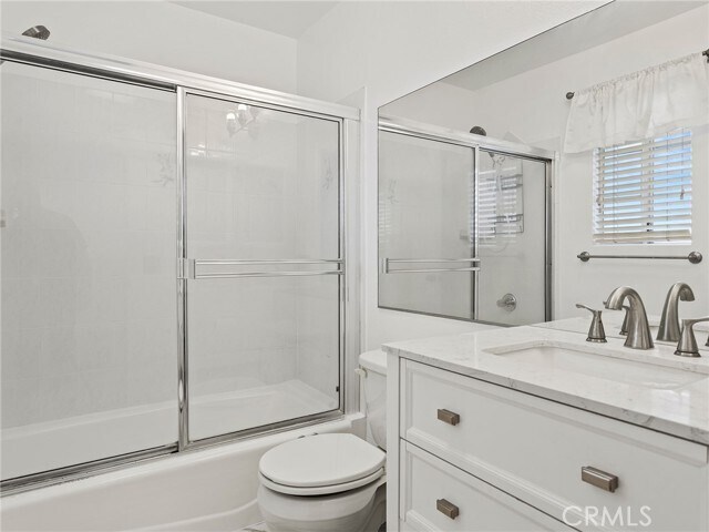 Building Photo - 1706 Grismer Ave