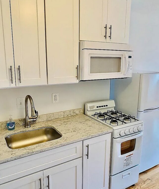 Building Photo - 5500 Friendship Blvd