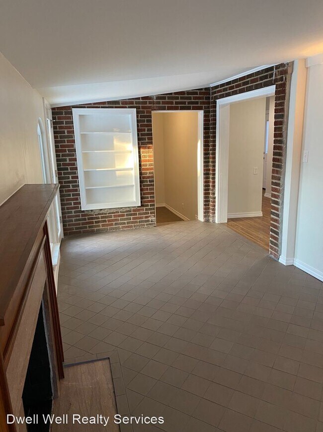 Building Photo - 2 br, 1.5 bath House - 1540 S Gary Ave