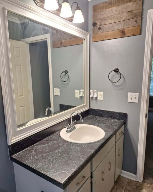 Building Photo - 7266 20th Ave