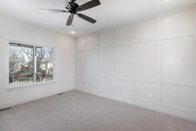 Building Photo - 10422 W Graber Cir