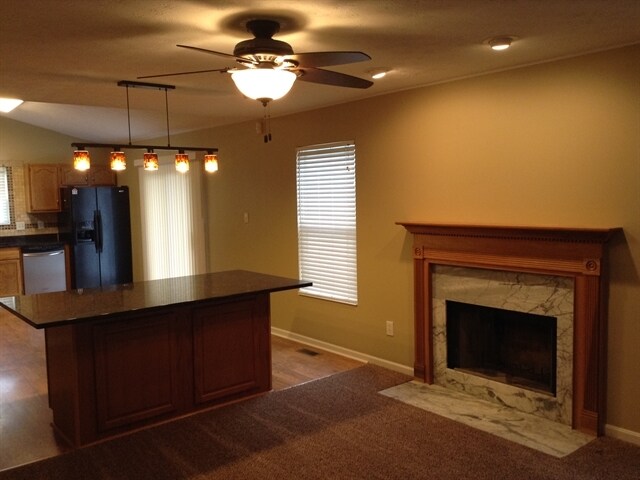 Building Photo - 283 Deer Creek Dr