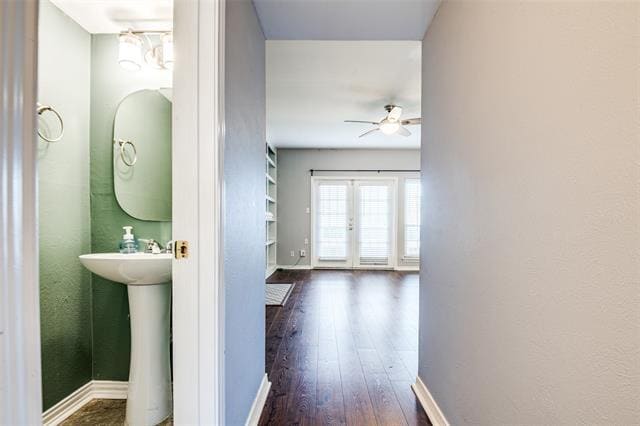 Building Photo - 9801 Royal Ln