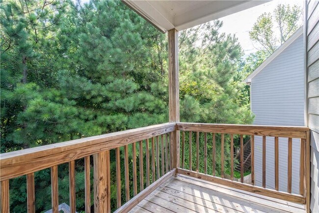 Building Photo - 2121 Spring Sound Ln