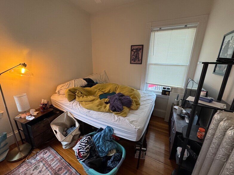 Building Photo - 51 Ibbetson St