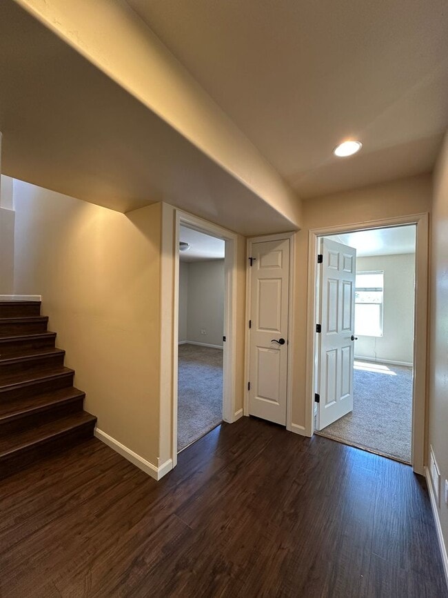 Building Photo - Three Bedroom Two and One Half Bath Duplex...