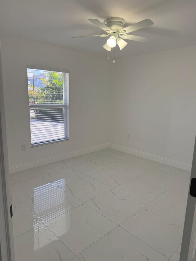 Building Photo - 4147 Success St