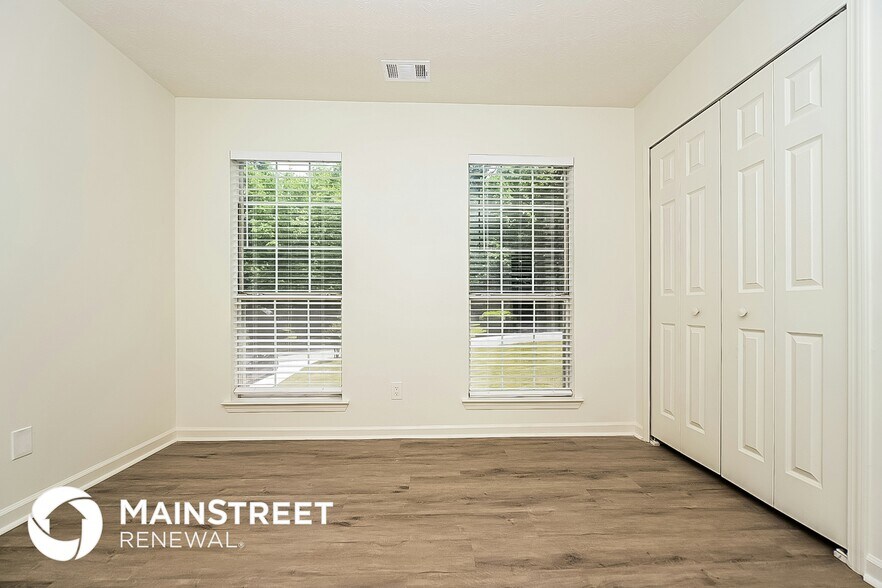 Building Photo - 9551 Ashley Oaks Dr