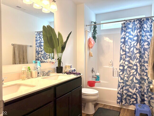 Building Photo - 6120 Medina Spirit Dr