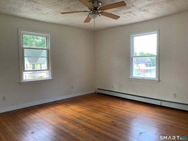 Building Photo - 153 Eldridge St