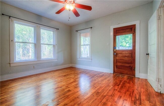 Building Photo - 4517 Avenue F