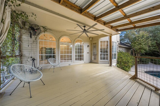 Building Photo - 5305 Cuesta Verde