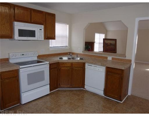 Building Photo - 108 Poplar Grove Crescent