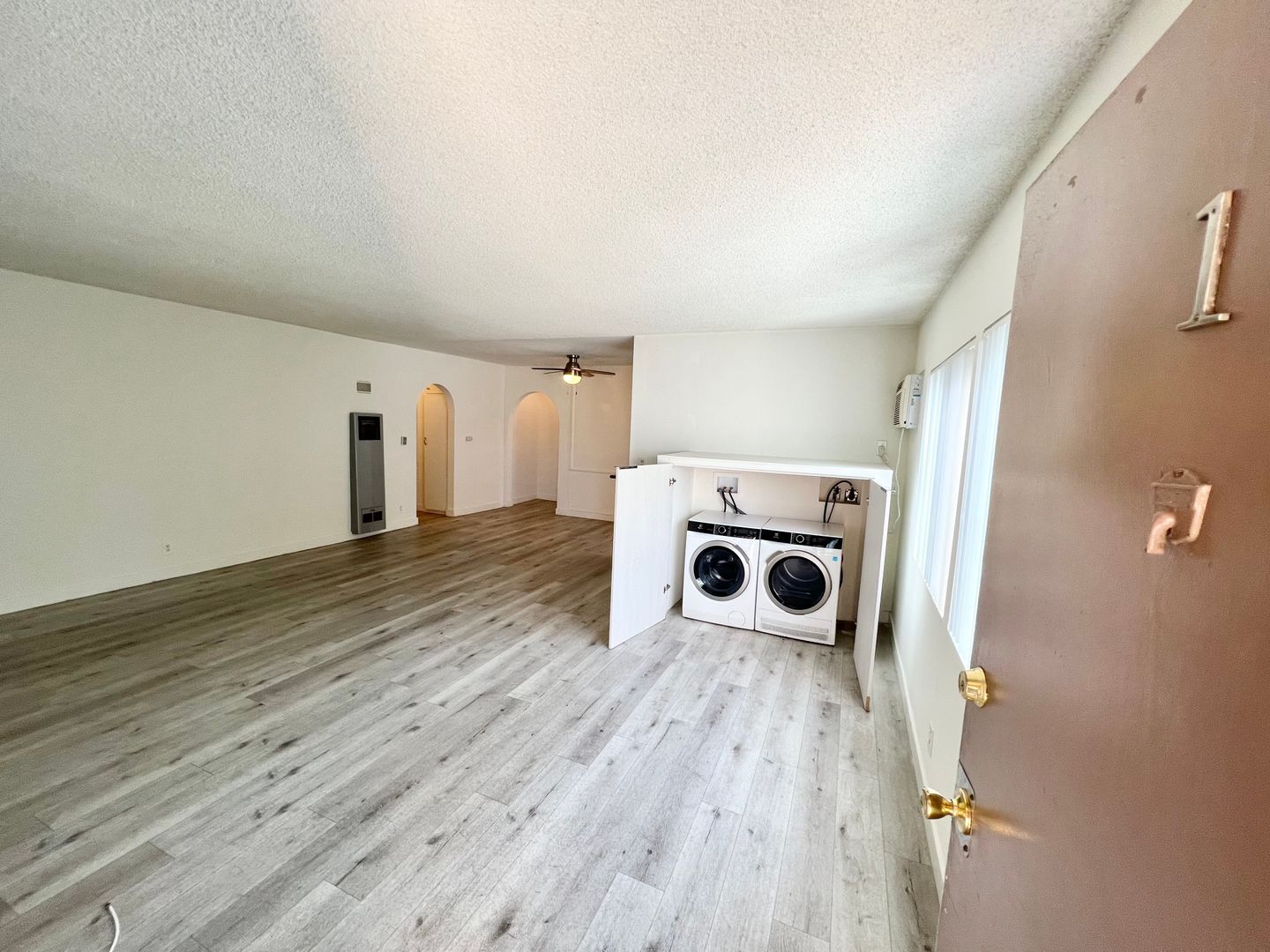 Building Photo - 3728 S Bentley Ave
